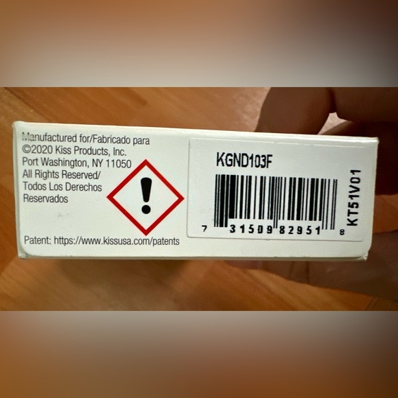 NWT Nail Care Bundle | KISS Gel Fantasy Nails + Sally Hansen Strength Serum - Picture 9 of 12